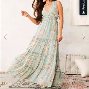 Privy Chiffon Tiered Maxi Dress XS- The Buckle